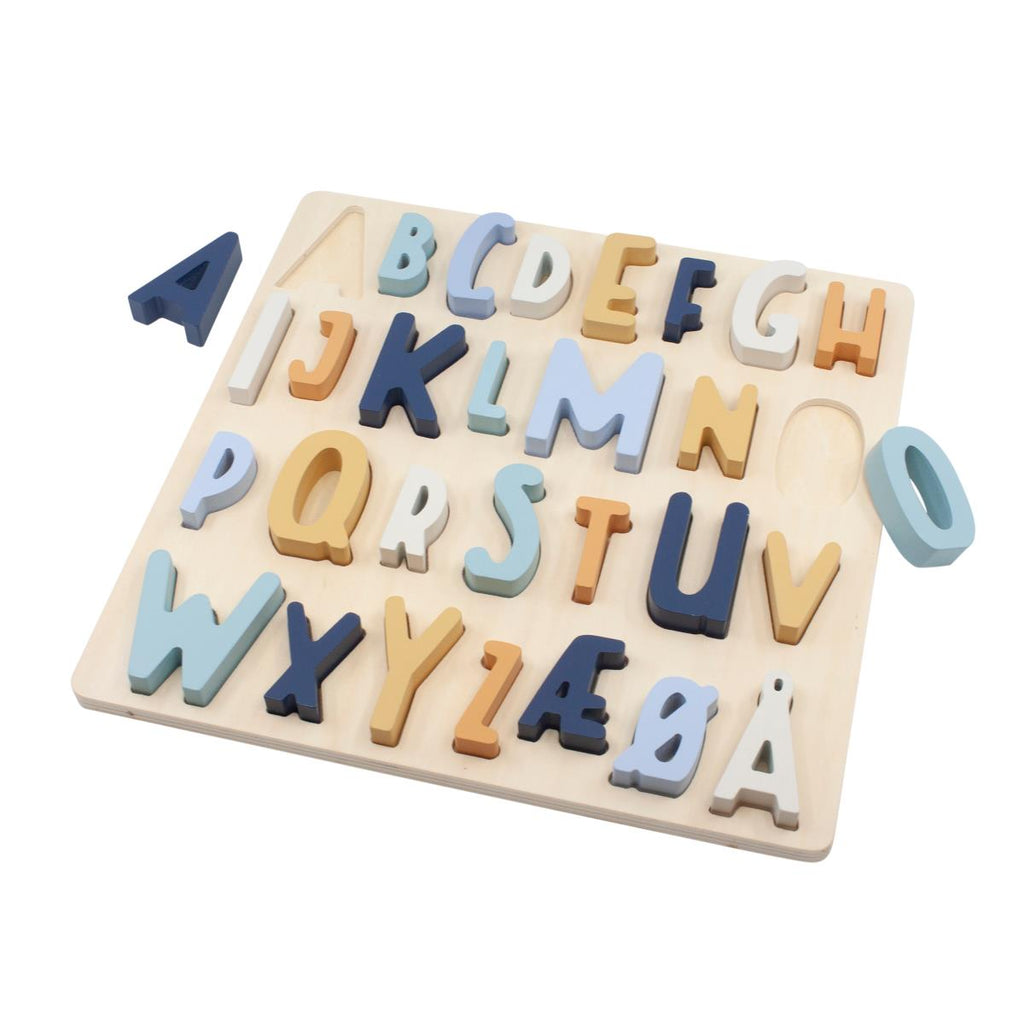 Puzzle aus Holz ABC Buchstabenpuzzle von Sebra
