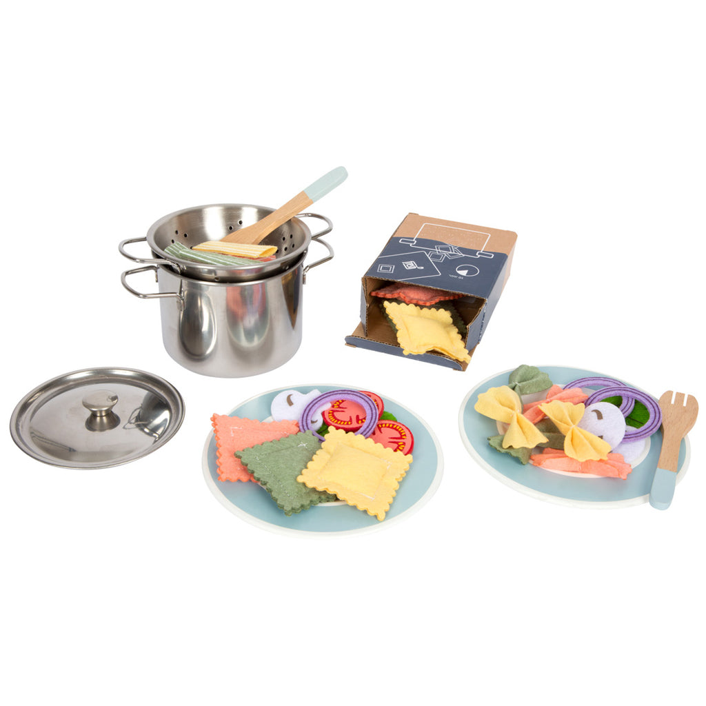 Pasta Koch-Set 42-teilig mit Zutaten von small foot für eine Kinderküche